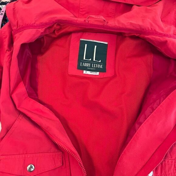 Larry Levine LL Red Sport Hooded Zip Windbreaker Jacket Size Small - Picture 4 of 9